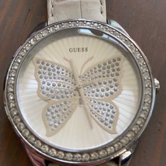 Butterfly Face Guess Watch - Picture 2 of 4